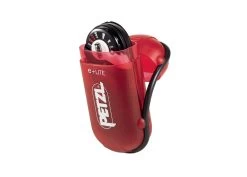 Petzl Stirnlampe E+LITE 7 Petzl Stirnlampe E+LITE -Outdoor Equipment Verkauf E02 P4 ELITE 2 focus 3 LowRes 1280x1280